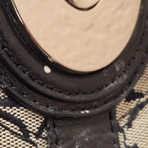 Coach Penelope Hobo Shoulder Bag Signature C Tan Trim Canvas Black Leather Flaws - Picture 16 of 16